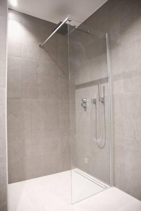 Beautiful Stylish 2Br Apartment In Kirchberg ルクセンブルク エクステリア 写真